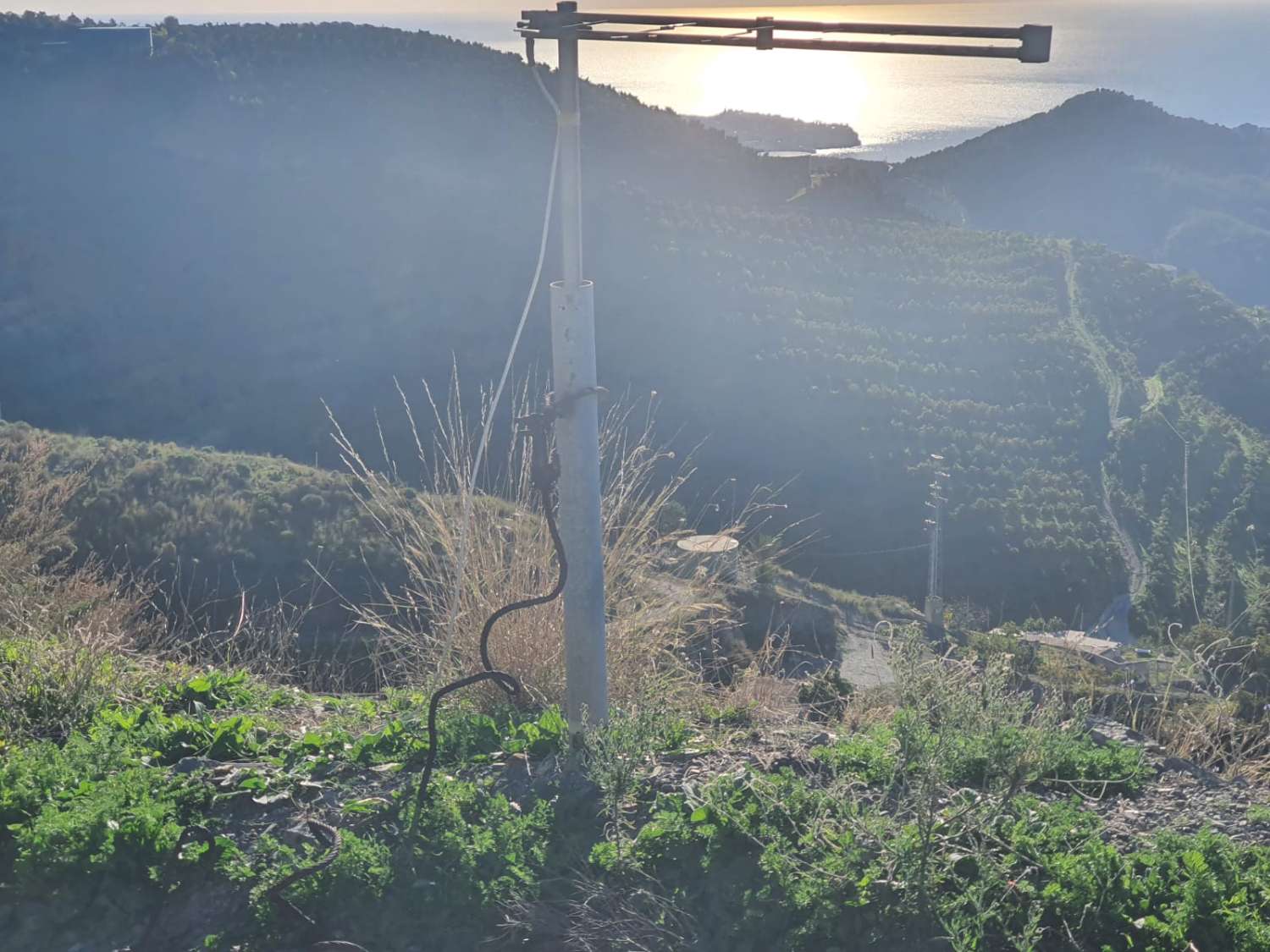 PARCELA DE UNOS 6000 METROS CON POSIBILIDAD DE UN POZO