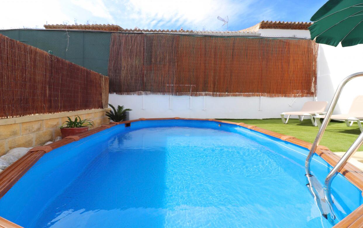 GEMÜTLICHE WOHNUNG MIT 1 SCHLAFZIMMER MIT POOL 400 METER VOM STRAND VON BURRIANA