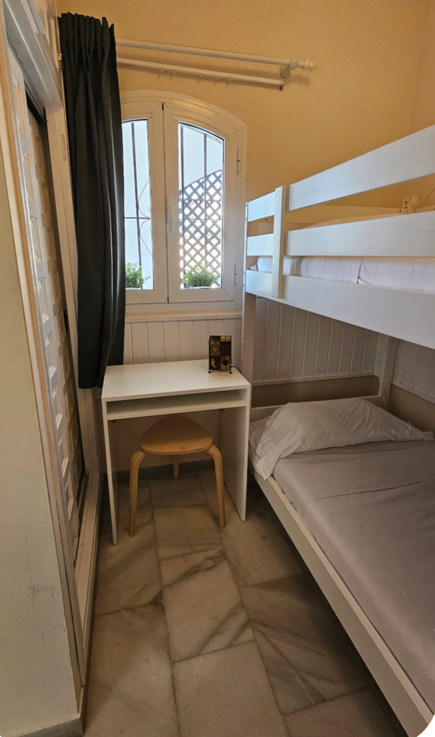 APARTAMENTO DOS DORMITORIOS URB. TRANQUILA CON PISCINAS COMUNITARIAS