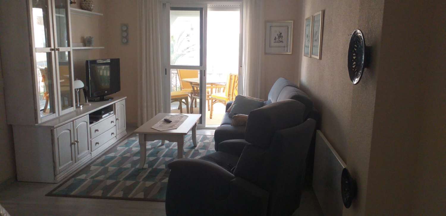 WOHNUNG MIT ZWEI SCHLAFZIMMERN IN LAGUNA CORAL