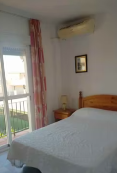 PENTHOUSE MIT ZWEI SCHLAFZIMMERN, KAPAZITÄT FÜR SECHS PERSONEN UND GEMEINSCHAFTSPOOL