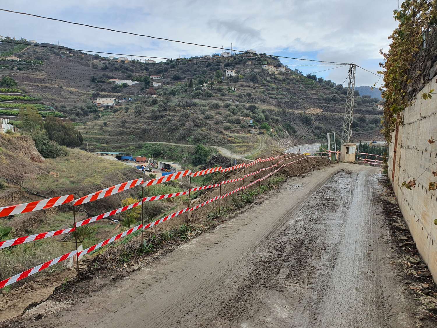 TOMT PÅ 1500 METER 1,5 KM FRA TORROX