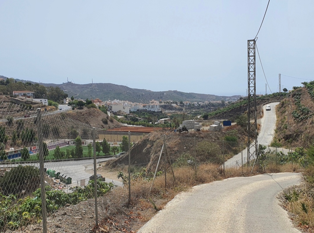 TOMT PÅ 1500 METER 1,5 KM FRA TORROX