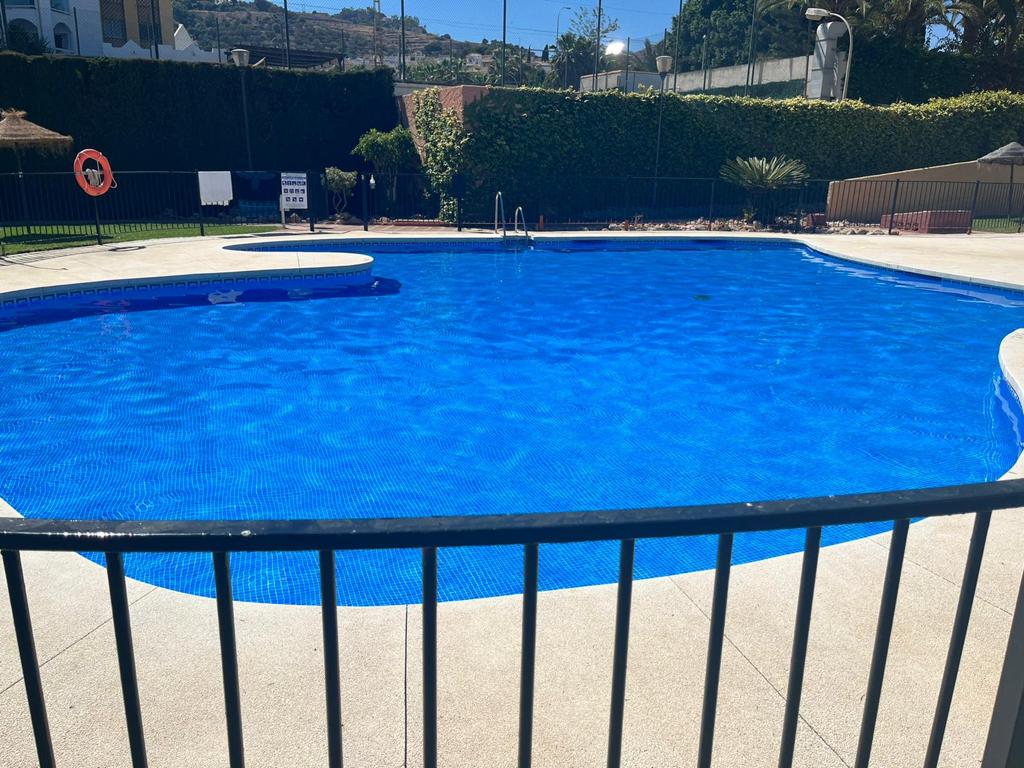 WOHNUNG IN ERSTER STRANDLINIE MIT GEMEINSCHAFTSPOOL