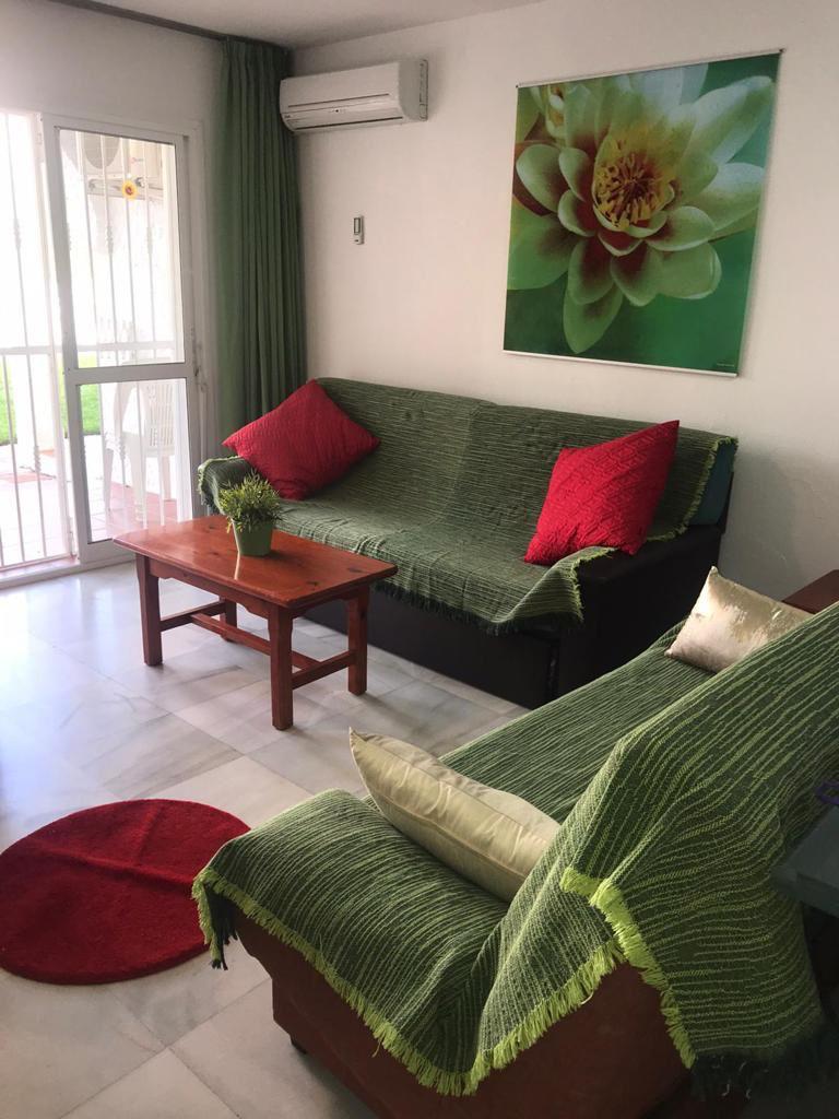 WOHNUNG IN ERSTER STRANDLINIE MIT GEMEINSCHAFTSPOOL