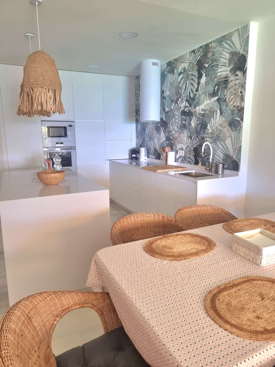 FANTASTISK framsida av BURRIANA BEACH MED TVÅ SOVRUM