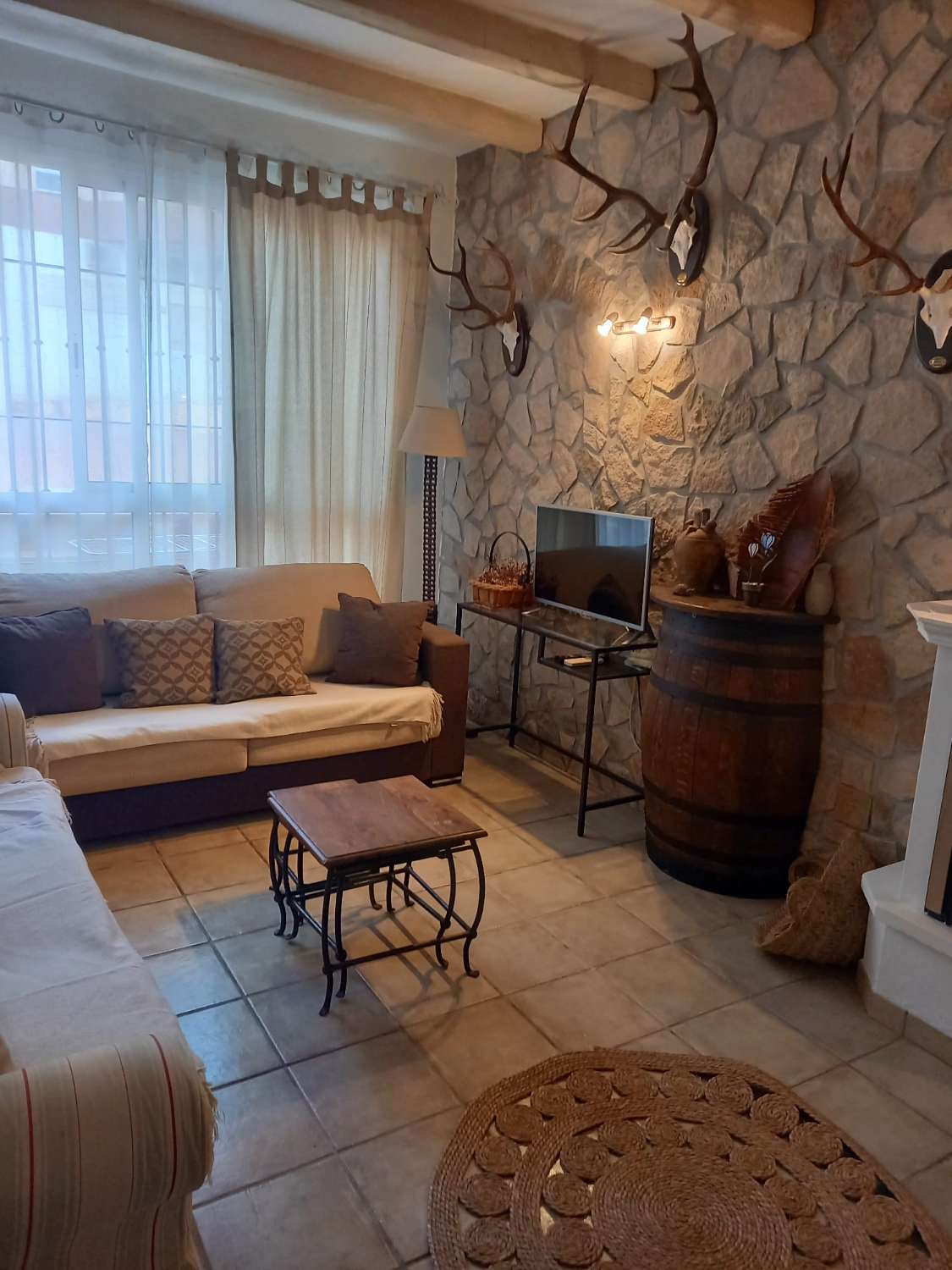 RUSTICO APARTAMENTO EN EL CENTRO DE NERJA