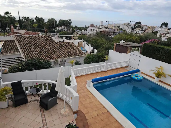 BEAUTIFUL THREE BEDROOM VILLA WITH PRIVATE POOL