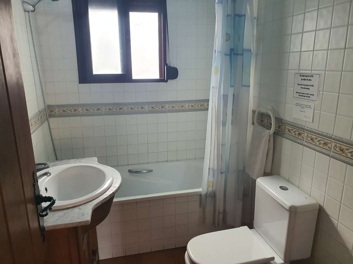 VILLA MIT DREI SCHLAFZIMMERN UND PRIVATEM POOL