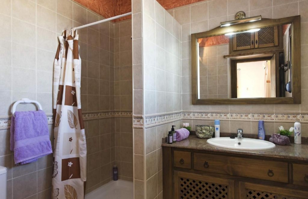 VILLA MIT DREI SCHLAFZIMMERN UND PRIVATEM POOL