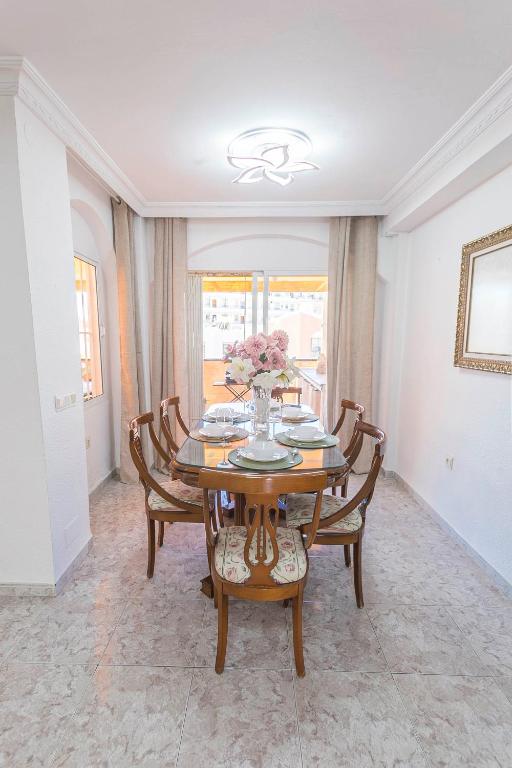 Duplex ferie til Nerja