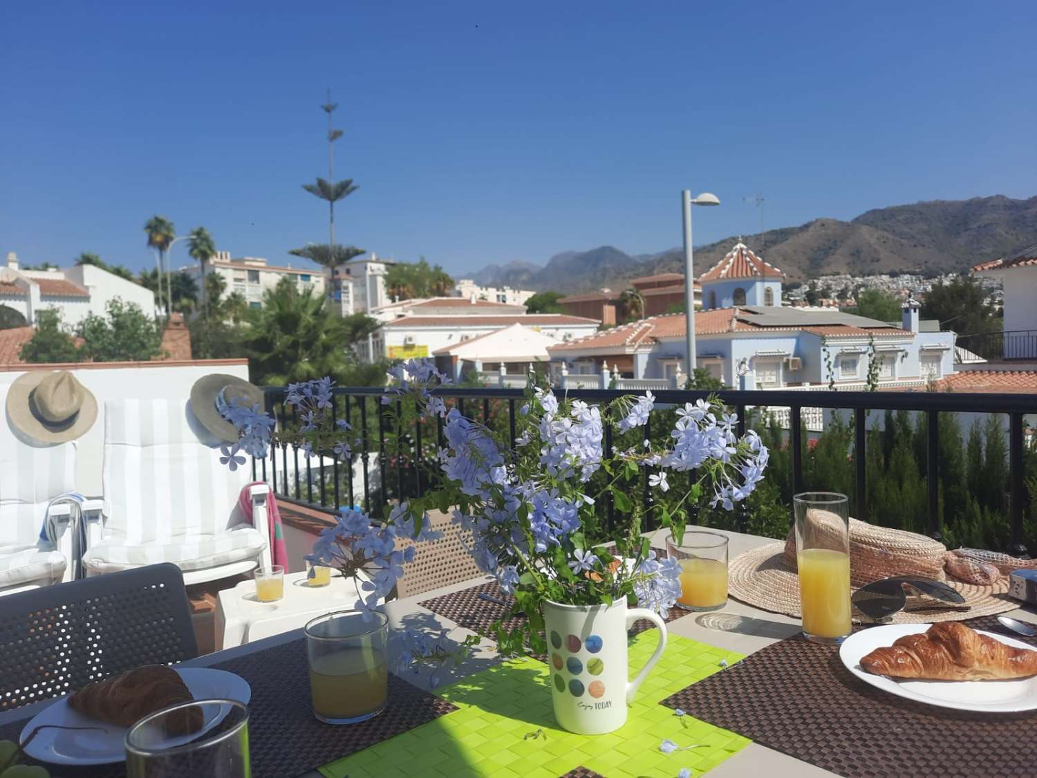 CASA ATALAYA  EN NERJA CON PISCINA