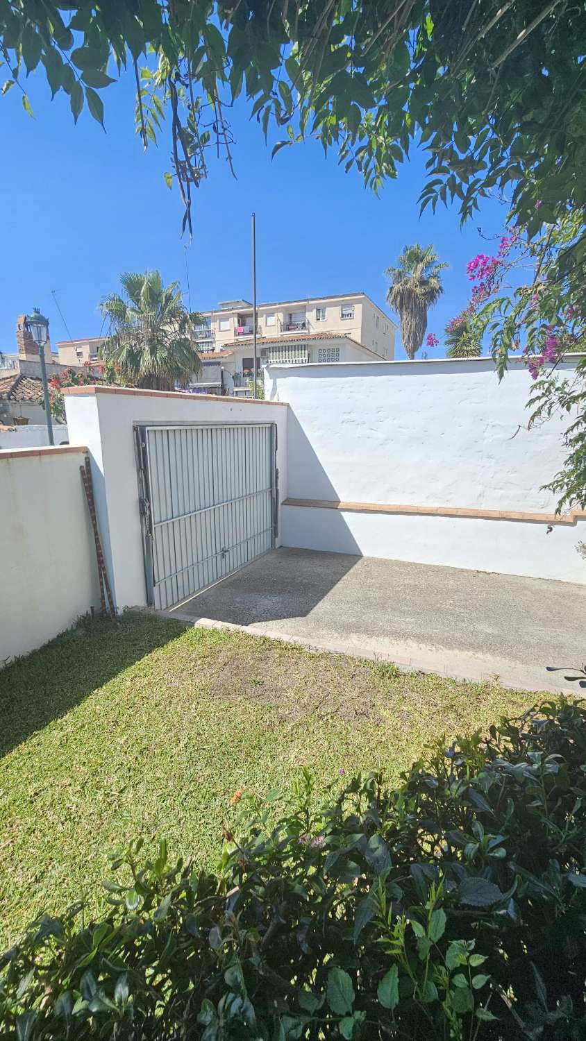 CASA ATALAYA  EN NERJA CON PISCINA