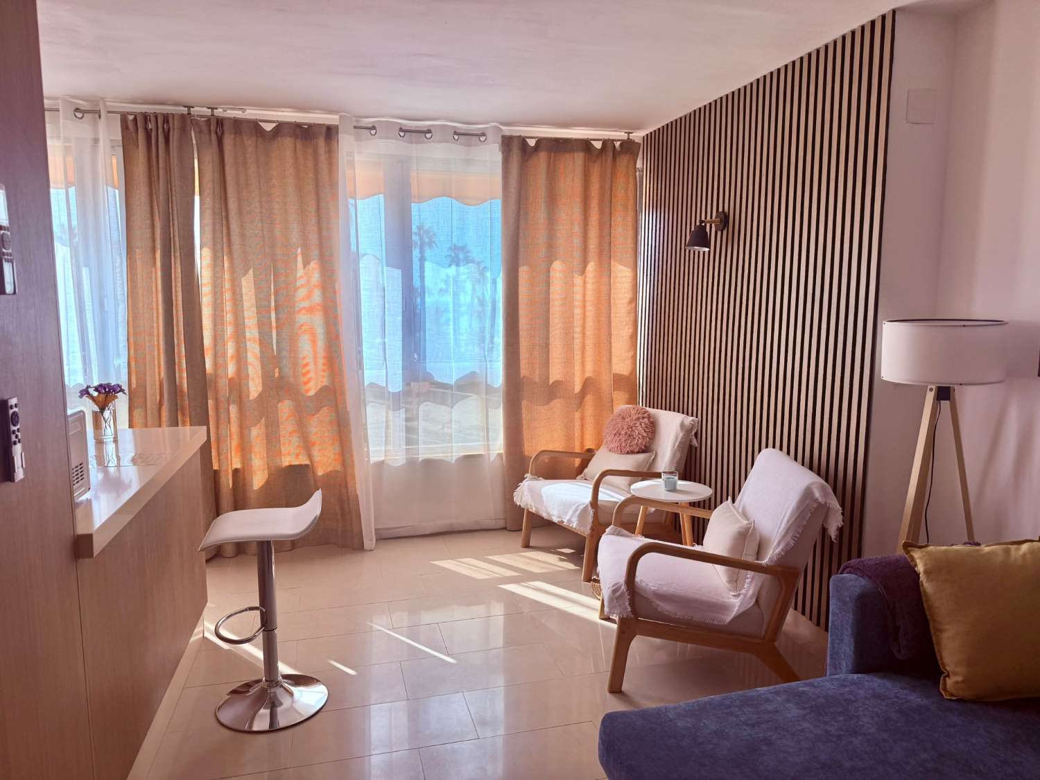 APARTAMENTO CON CAPACIDAD PARACUATRO PERSONAS EN TORROX COSTA