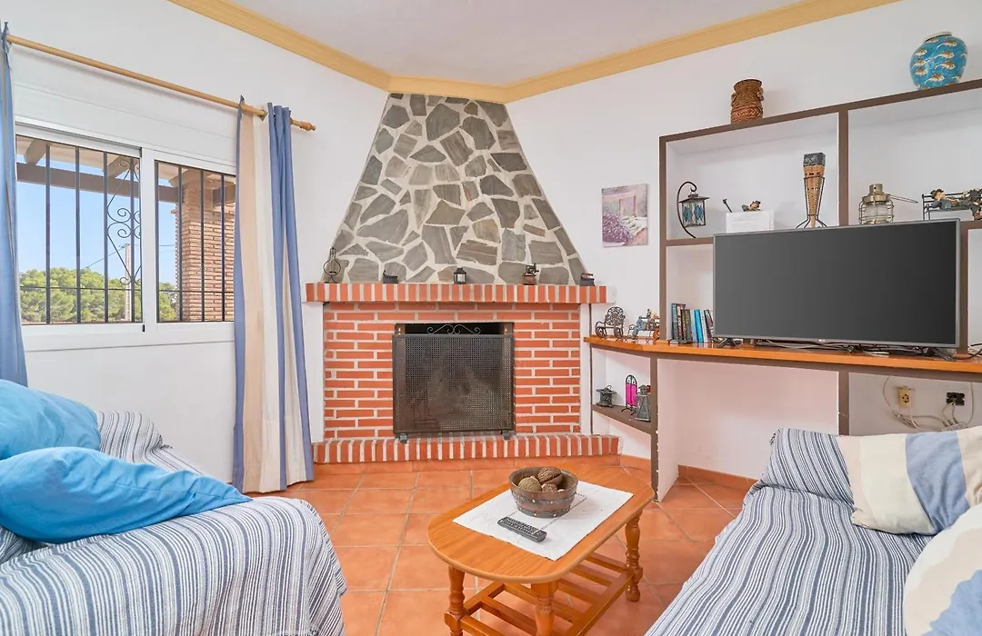 CASA DE CAMPO CON VISTAS AL MAR