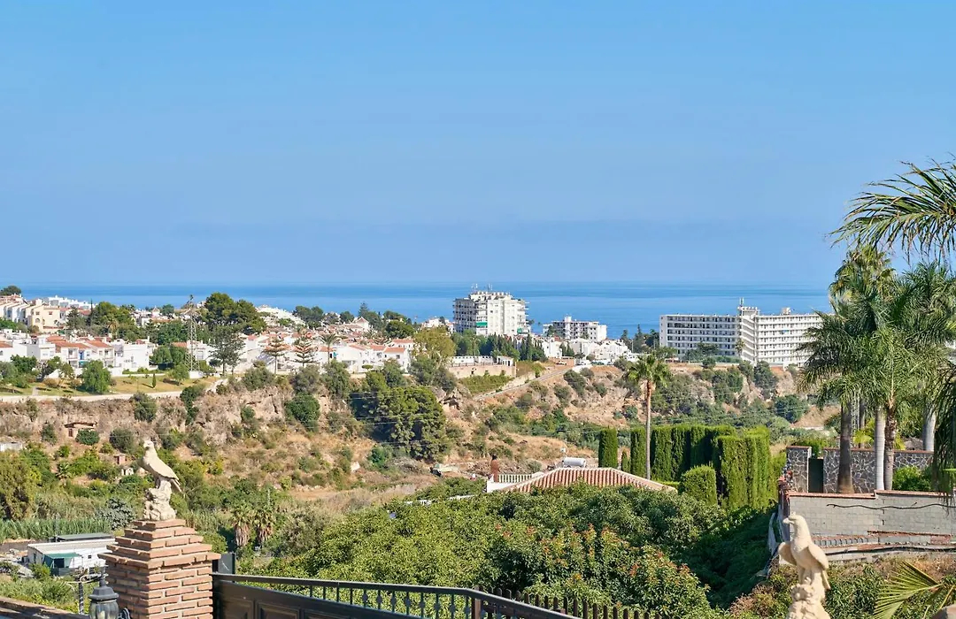 CASA DE CAMPO CON VISTAS AL MAR