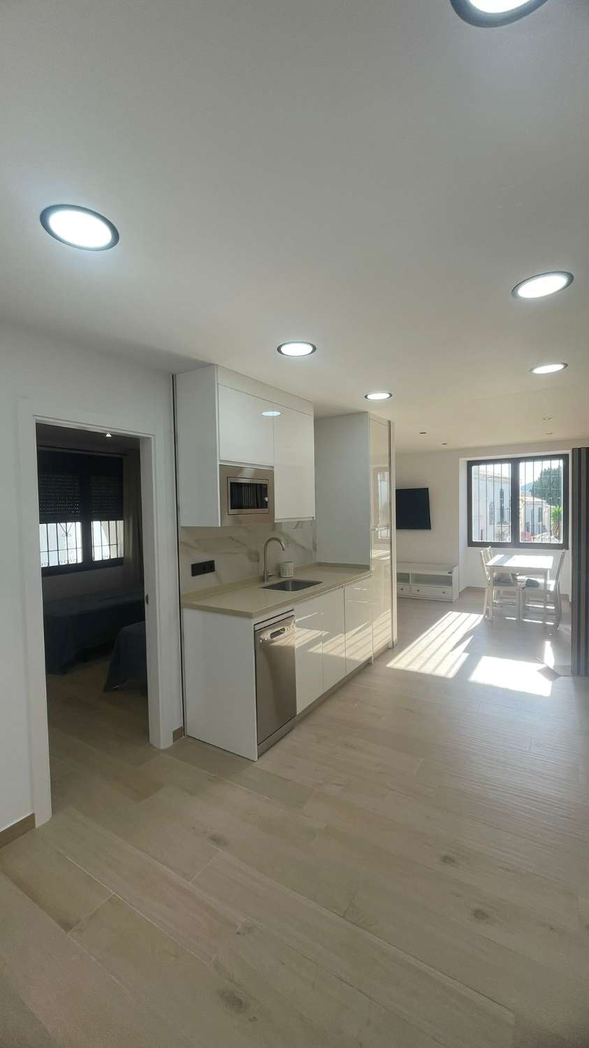 APARTAMENTO DOS DORMITORIOS CON PISCINA COMUNITARIA