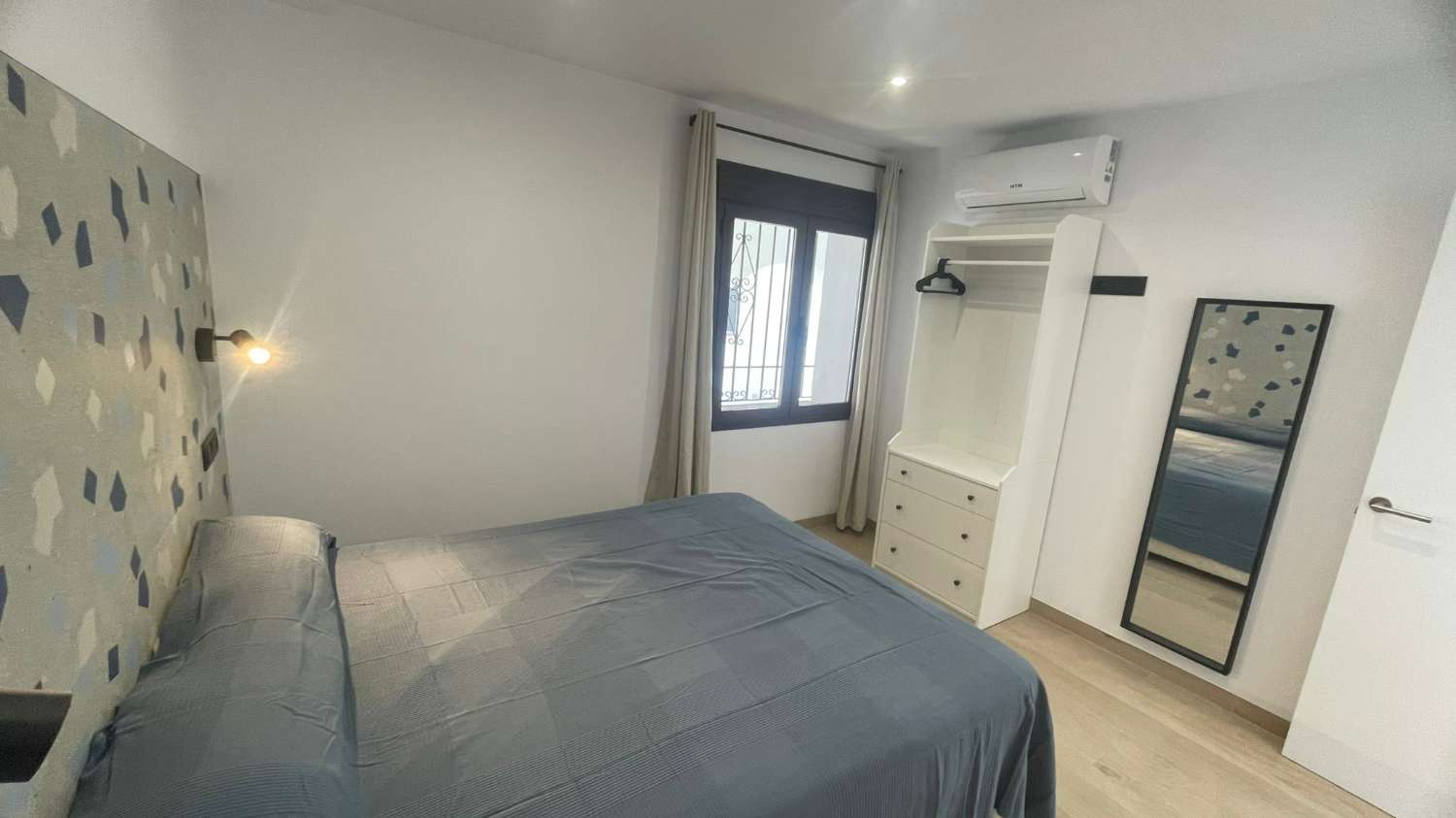 APARTAMENTO DOS DORMITORIOS CON PISCINA COMUNITARIA