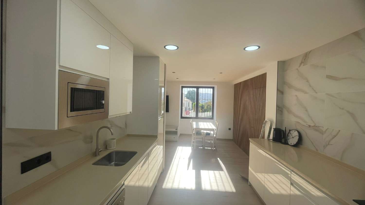 APARTAMENTO DOS DORMITORIOS CON PISCINA COMUNITARIA
