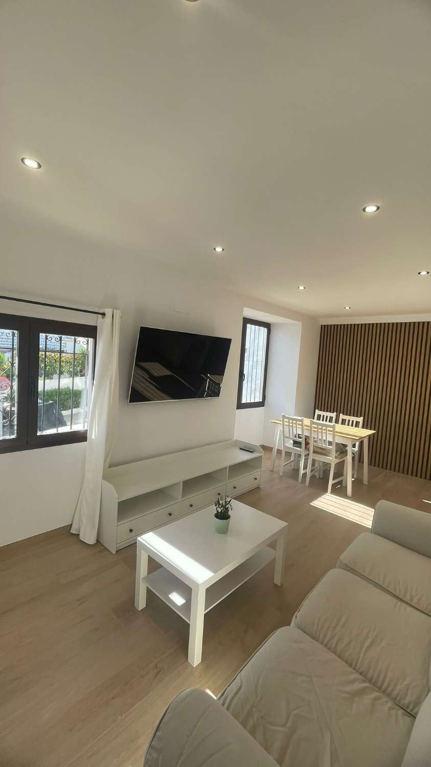 APARTAMENTO DOS DORMITORIOS CON PISCINA COMUNITARIA